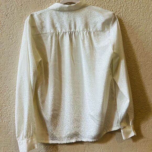 TJ Bentley Vintage Blouse Sz Large Button Up Cream with Geometric Design Vtg - Picture 3 of 7